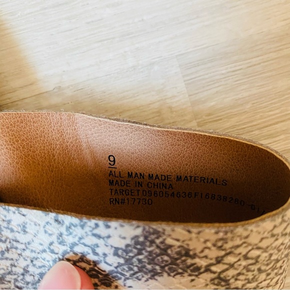 Universal Thread Sammi Slide Sandal Sz 9 - Picture 4 of 10